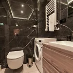 Royal House 木屋 扎科帕内