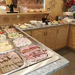 Royal House 木屋 扎科帕内