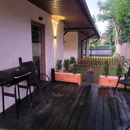 Royal House Alpesi faház *