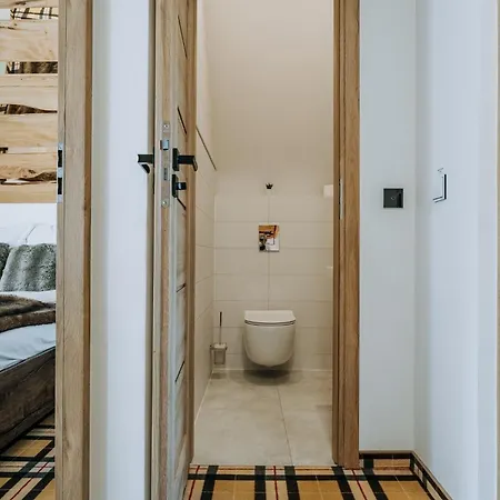 木屋 Royal House 扎科帕内
