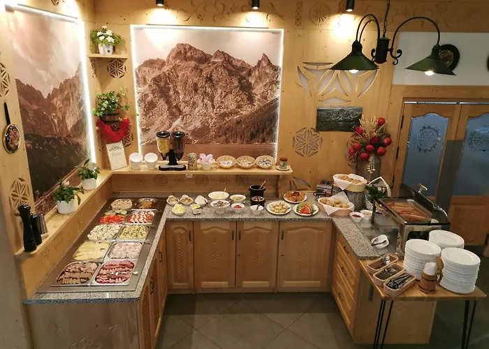 シャレー Royal House ザコパネ